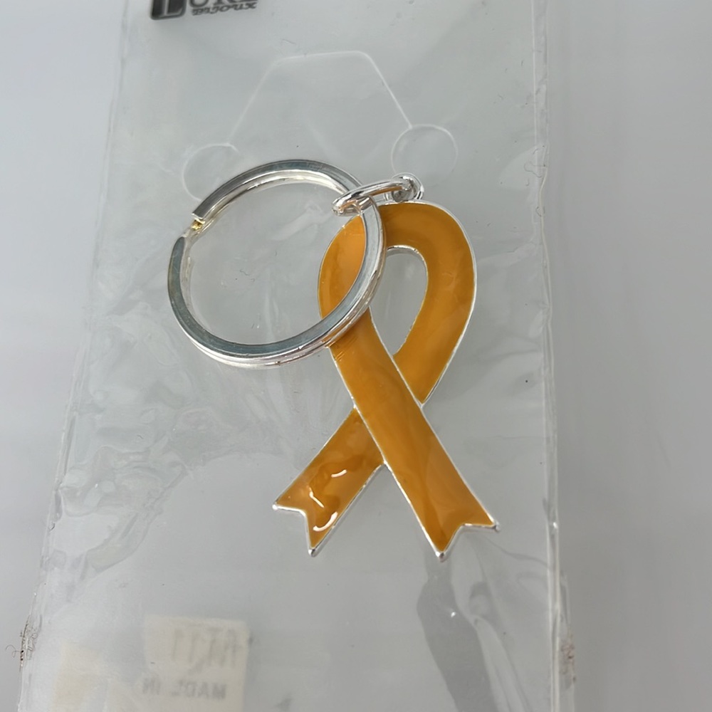 Yellow Orange Silver Ribbon Key Chain Ring New in Package - Picture 2 of 4